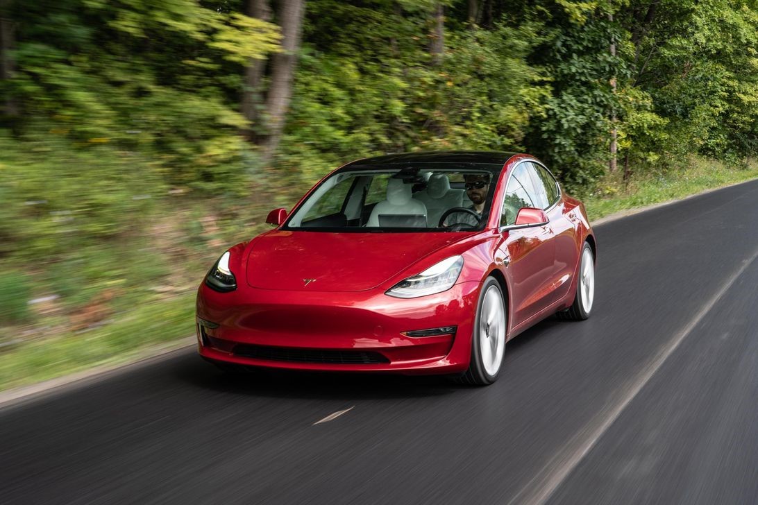 特斯拉Model 3是最畅销的二手车，雪佛兰开拓者最热门的新车