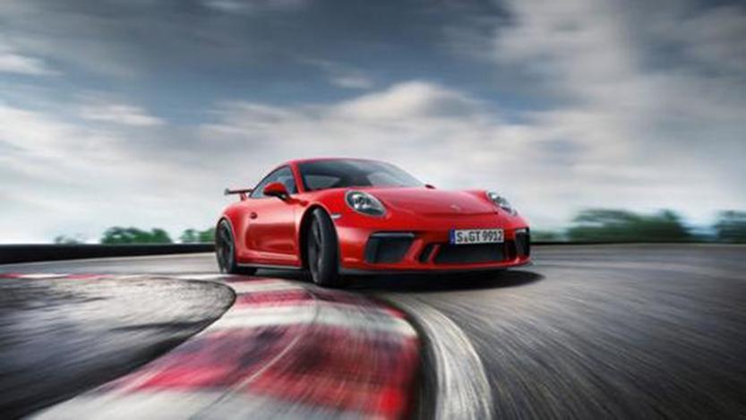 保时捷正在准备一辆新的911 GT3巡回赛–它还会得到手册吗