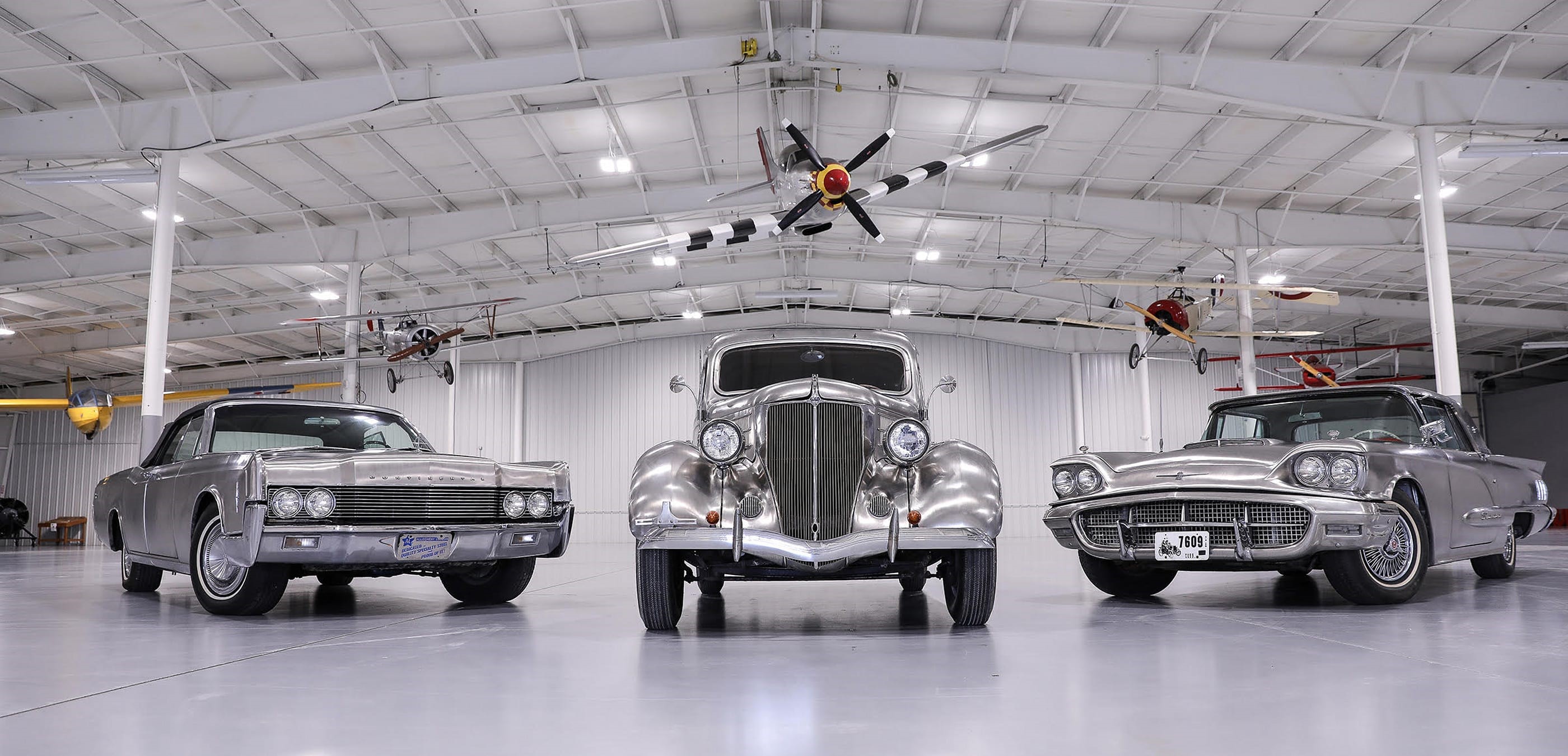 福特38型不锈钢，雷鸟（Thunderbird）和林肯大陆（Lincoln Continental）即将拍卖