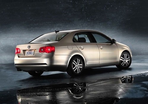 大众捷达在日产踢轿车跨界竞争继续