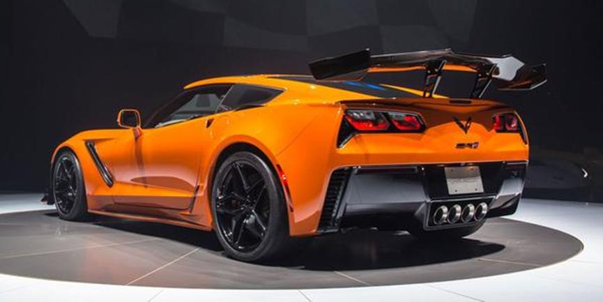 首先看一下2020年Corvette ZR1的主动航空套件吗