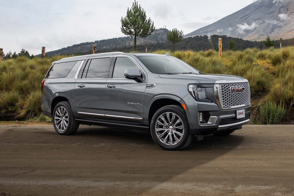 比较2021 GMC Yukon先进的安全功能和可用性