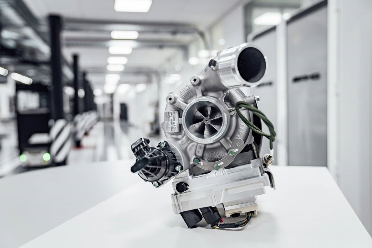 梅赛德斯AMG推出电动废气涡轮增压器以提高性能和效率