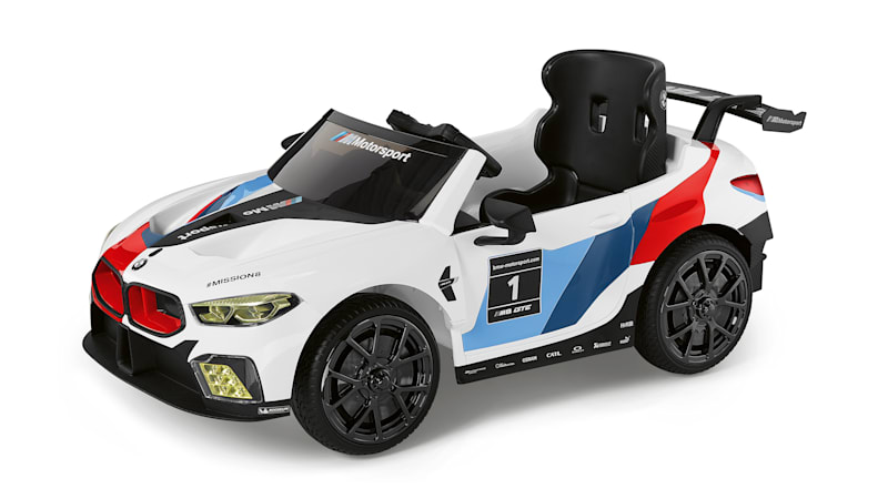 BMW M8 GTE乘骑玩具是您大孩子的理想新玩具
