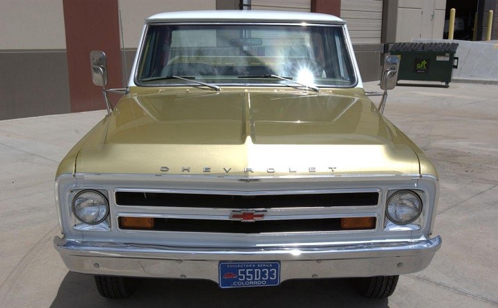 1968年雪佛兰C20金色周年纪念是一款价格不菲的复古皮卡车
