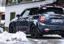 前沿汽车资讯:MINI为JCW GP推出新的冬季轮胎/车轮组件