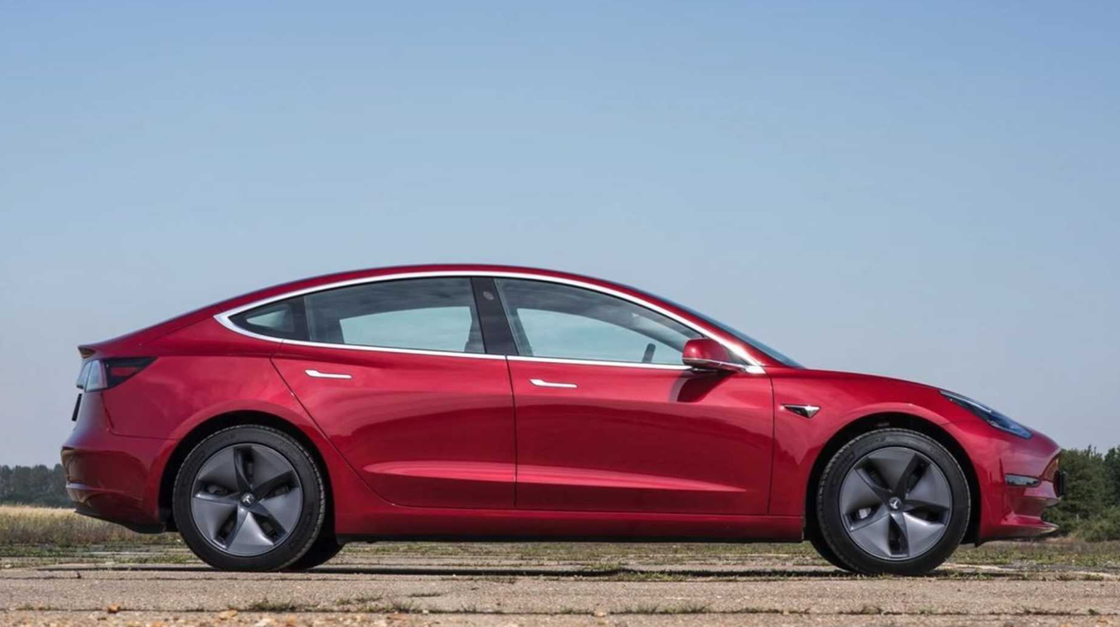 特斯拉Model 3在行驶了10万英里后表现出色