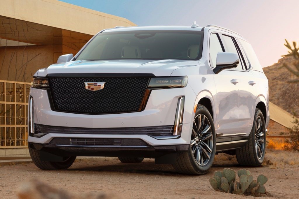 2021 Escalade提供三种格栅选项