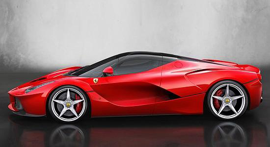 费尔南多·阿隆索在菲奥拉诺的新款LaFerrari V12中失落