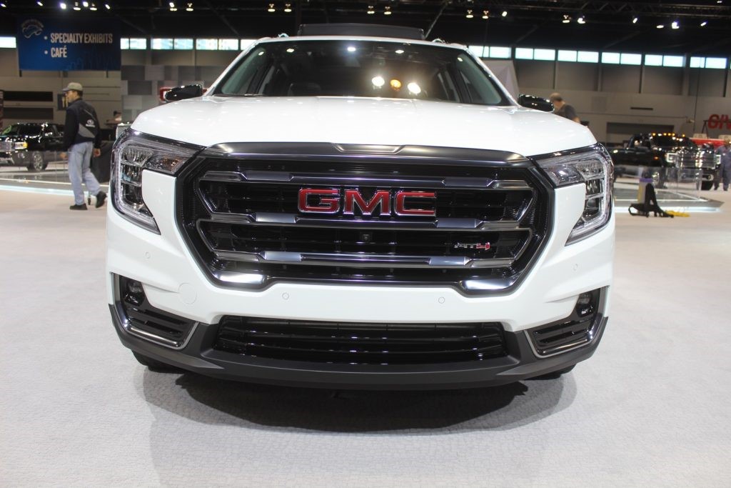 比较2021 GMC Terrain的高级安全功能和可用性