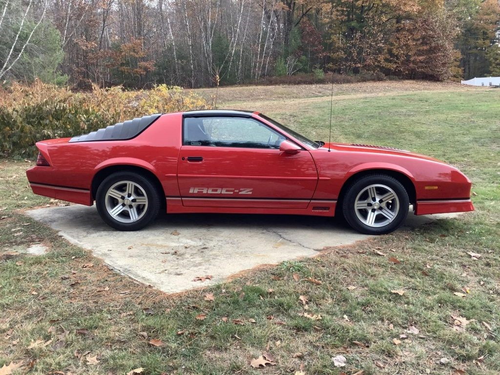 即将上市的1989年Camaro IROC-Z待售