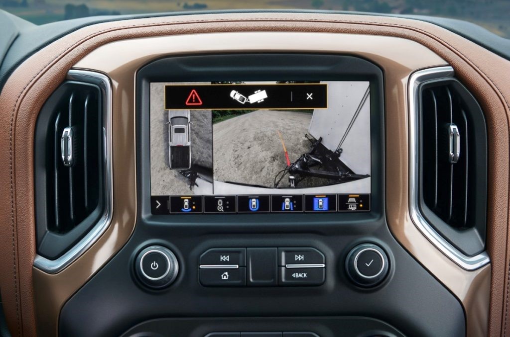 2021年雪佛兰Silverado HD获得先进的拖车技术