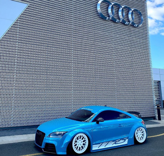 像蓝精灵一样的Mk2 Audi TT RS